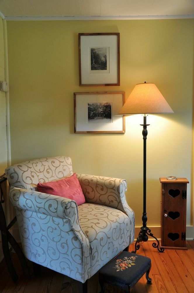 The Bed And Breakfast At Peace Hill Charles City 外观 照片