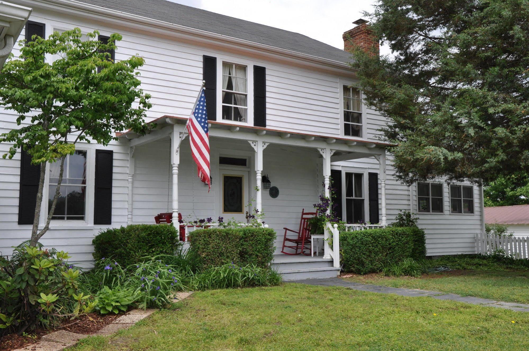 The Bed And Breakfast At Peace Hill Charles City 外观 照片